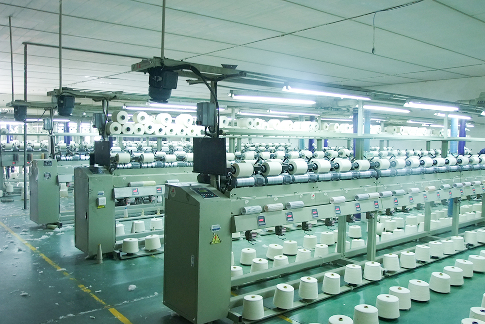 筒紗絡筒車間